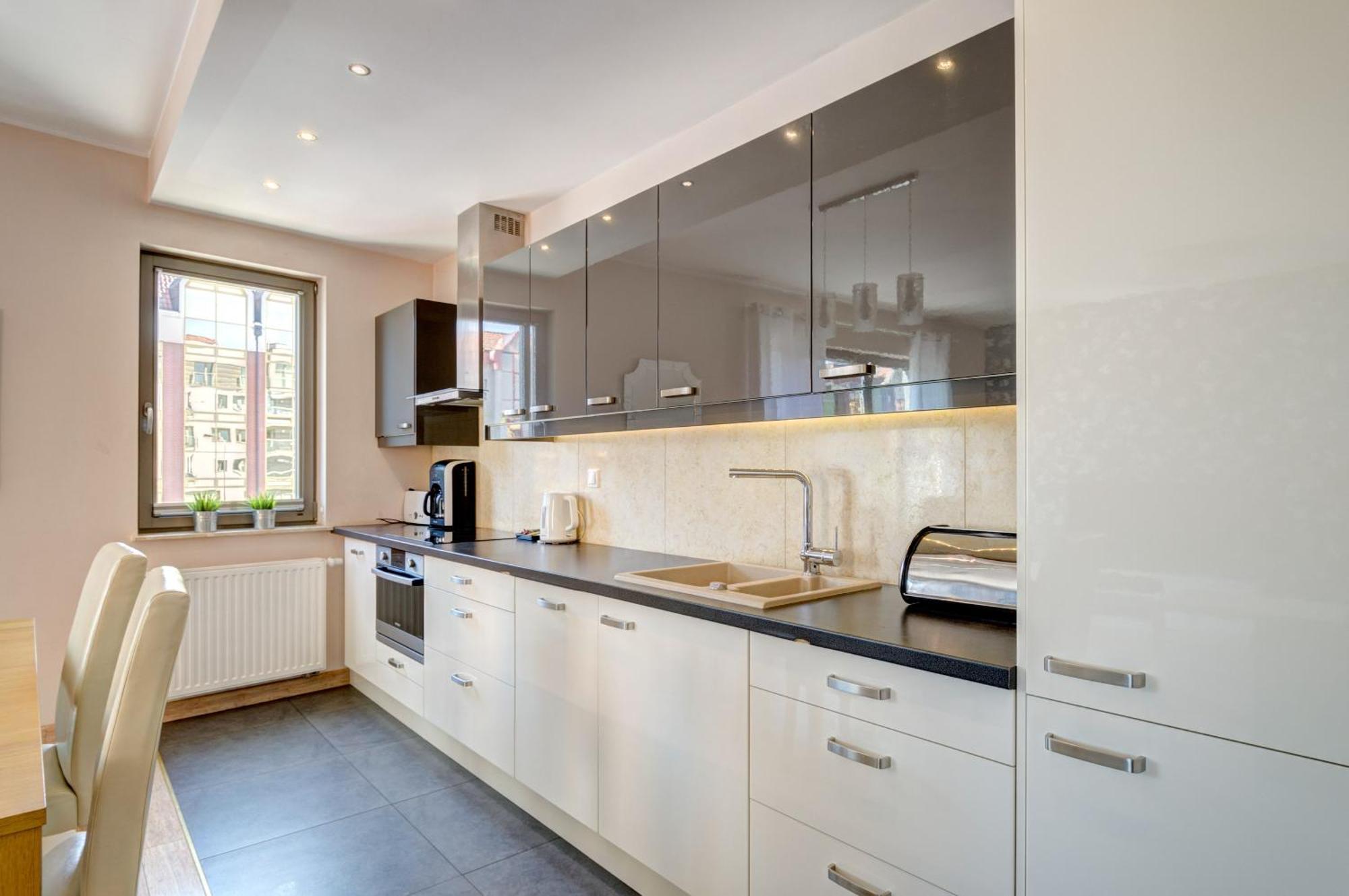شقة Dom & House - Old Town Waterlane غدانسك الغرفة الصورة